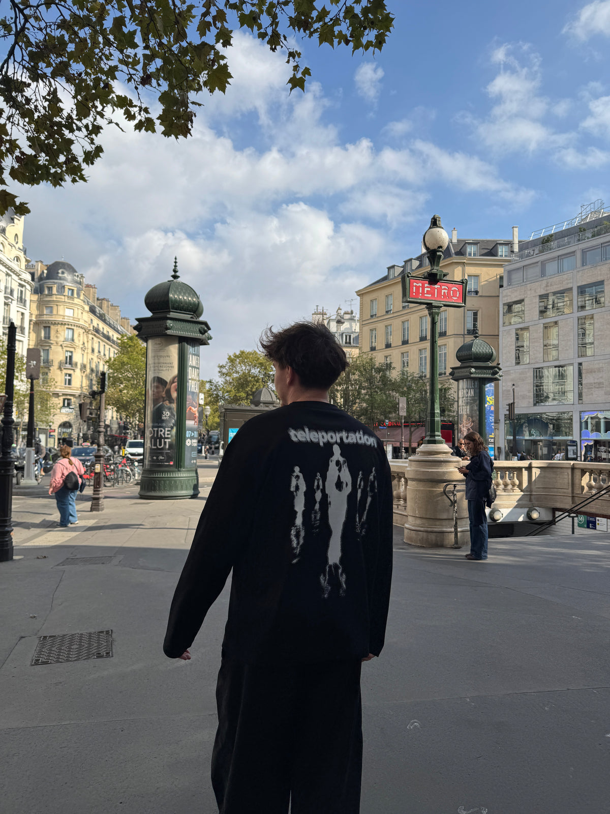 LONGSLEEVE - TELEPORTATION